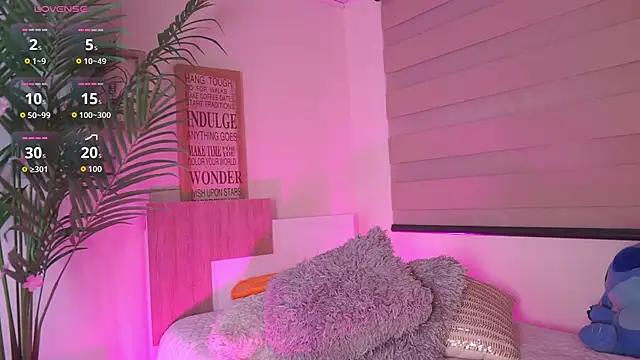 Chat +18 de dakotaa_01 ao vivo