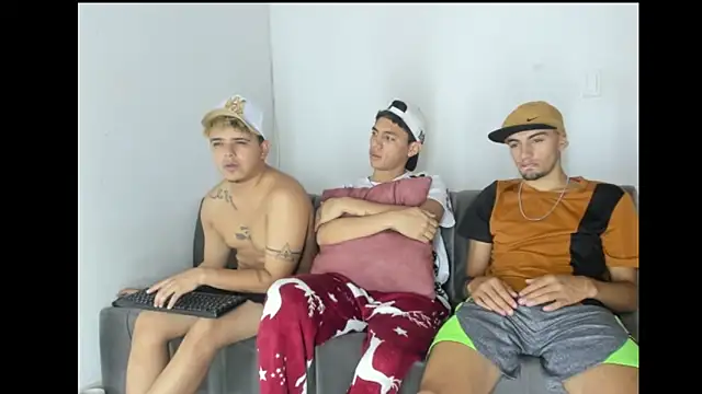 Charlie_Scorpion élő XXX-chatje