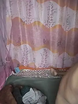 צ'אט XXX בשידור חי של Priankaboudi
