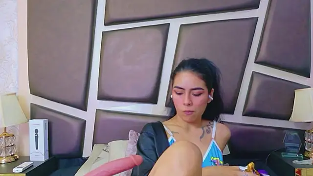 NicoleEsposito élő XXX-chatje