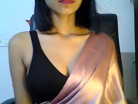 Chat +18 de Hot_Deepansi02 ao vivo