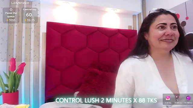 XXX chat uživo modela EmmaJhomson