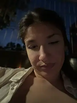 ScarletBloom_ Chat XXX live
