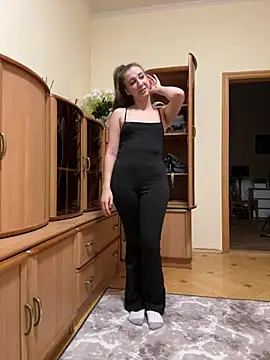 RussianGirls_のライブXXXチャット