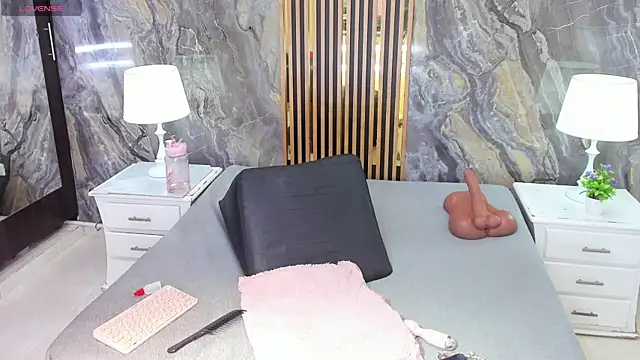 Nyakimgold Live XXX-Chat