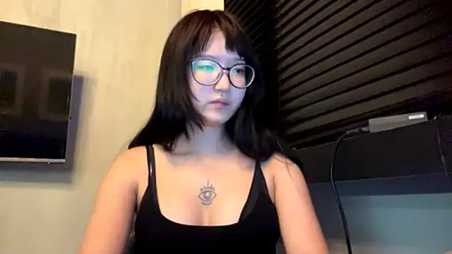neonamin Live XXX chat