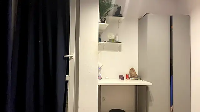 mellowpuffX live XXX chat