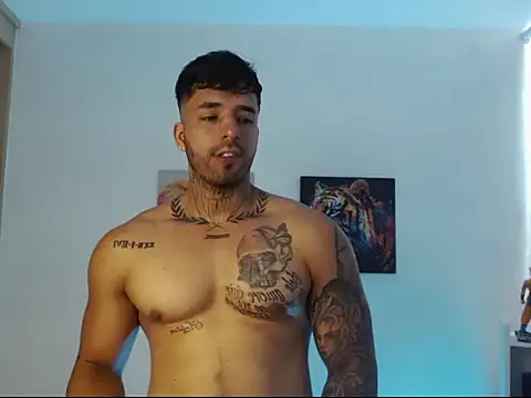 Jacobb_Phoenix's Live XXX Chat