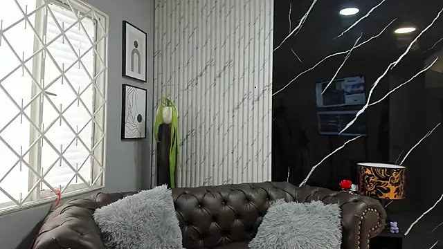 Chatroom XXX en direct de OliviaWilliamm