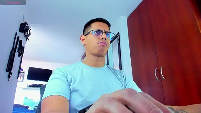 _John_Boy_ Live XXX Chat