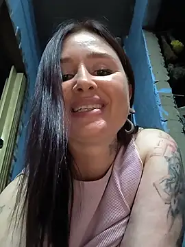 KikiXRed – Naživo XXX chat