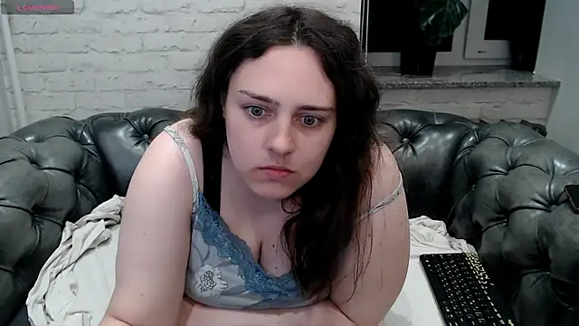 XXX chat uživo modela Hellen_Miller__