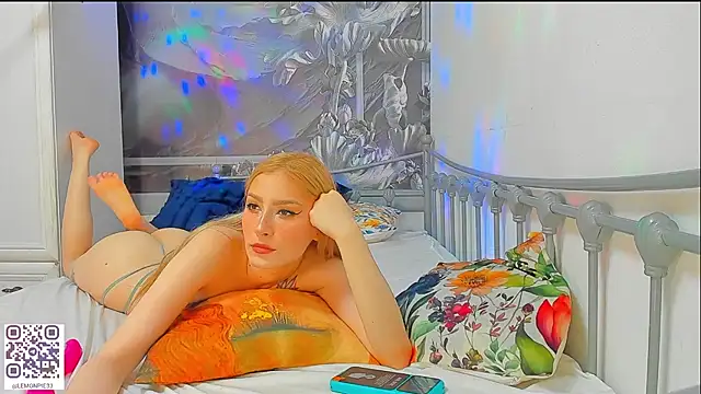 LizzyJordansxox's Live XXX Chat