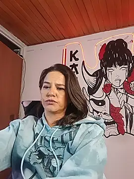 Chat +18 de Luciifeer_ ao vivo