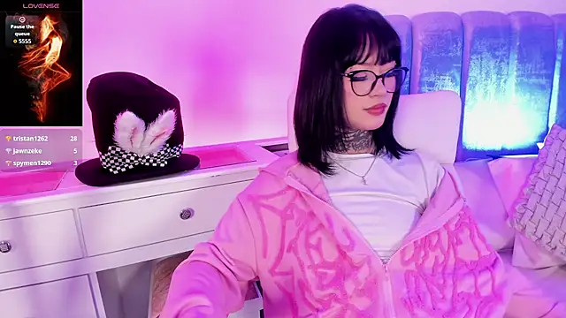 doll__bella's Live XXX Chat