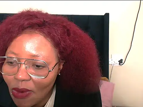 EbonySkyeXX 오프라인 XXX 채팅