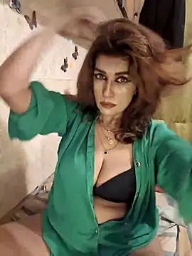 Isabella_MartinのライブXXXチャット