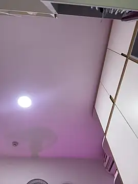 XXX chat uživo modela Lov3lily