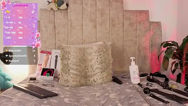 دردشة Petite_pepper الجنسية المباشرة
