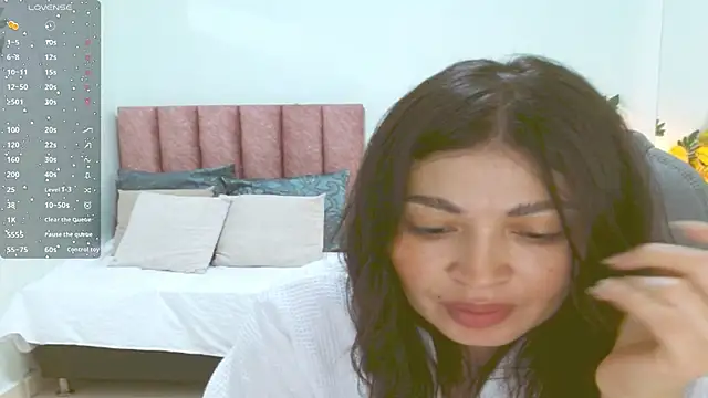 Chat +18 de sophia_hadid ao vivo