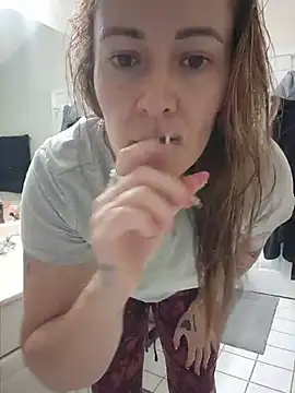 HollyTattoo Live XXX-Chat