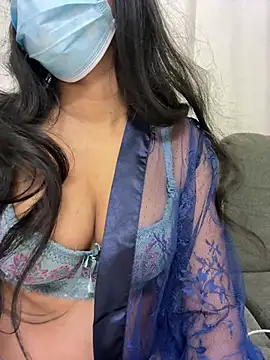SexyqueenameliyaのライブXXXチャット