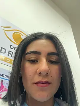 CAROLINE__07 Chat XXX in diretta