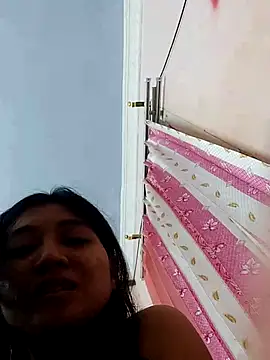 دردشة Rayya_4yy الجنسية المباشرة