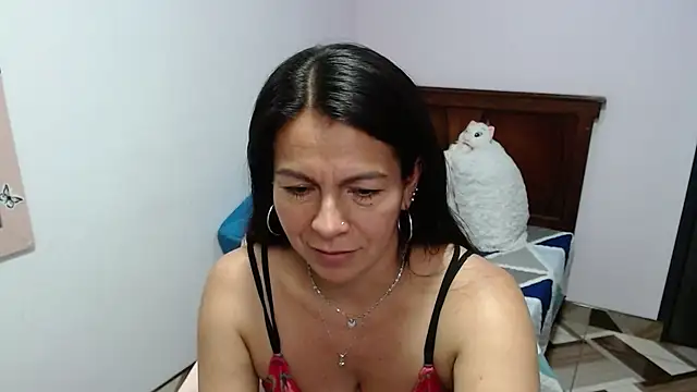 camilavargas_ Chat XXX in diretta
