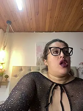 Andrea_secret_ Chat XXX live
