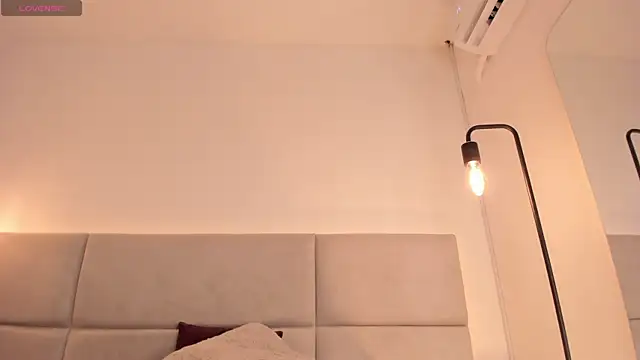Suzzy_flowerss 라이브 XXX 채팅