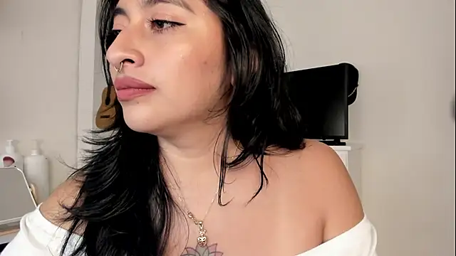Chat XXX en directo de LisaHadwin
