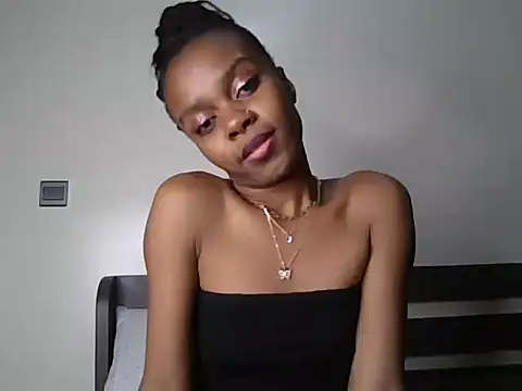 Alevic_ live XXX chat