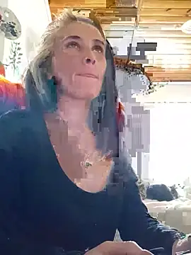 mistify2023 XXX чат на живо
