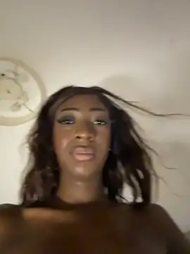 Chatroom XXX en direct de Nina_Velveta