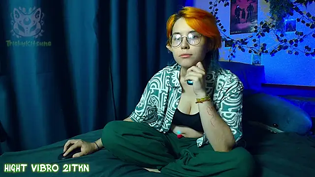 TrickyKitsune Chat XXX live
