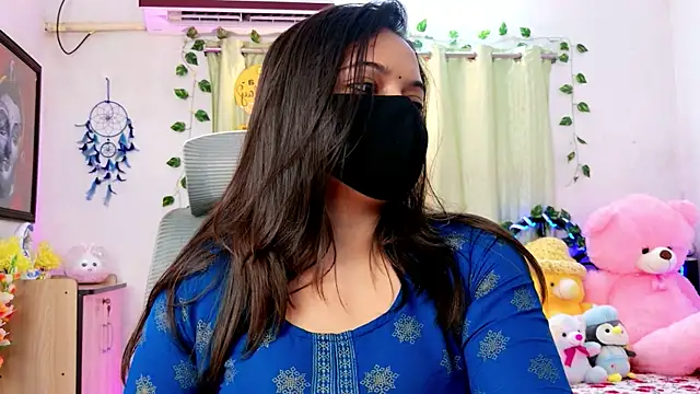 Chat XXX en directo de thyAanvi