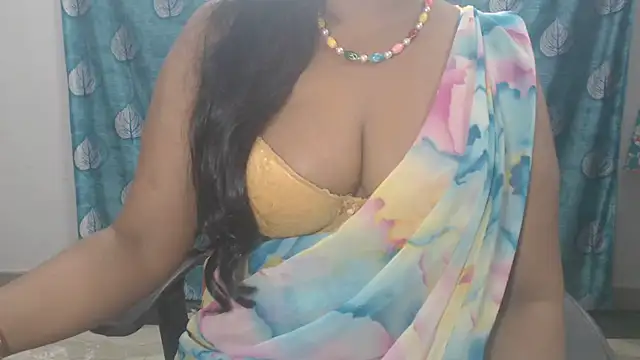 Sophia_your Adlı Modelin Canlı XXX Sohbeti