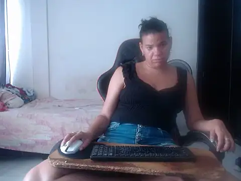 Adriana_0312n Live XXX chat