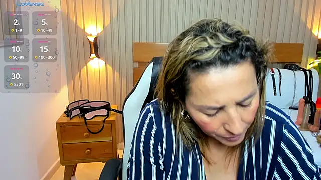 Živý XXX chat luciana_ballesteros_