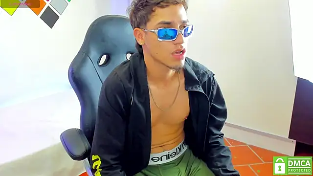 XXX chat uživo modela Mark_Jackson69