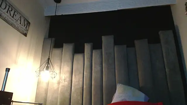 Mirarossi_ élő XXX-chatje