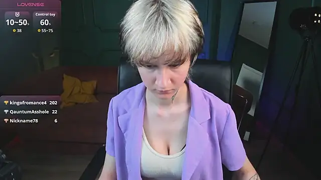 Živý XXX chat Senpai_Sins