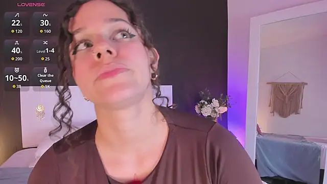 VioletPaket Chat XXX live