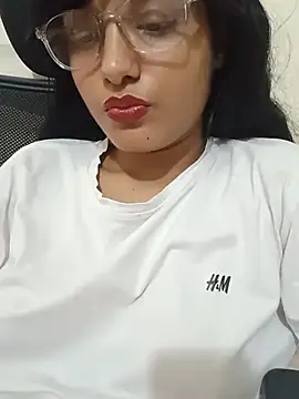 Aalia-Bhatt's Live XXX Chat