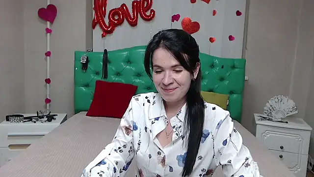 Chat XXX en directo de JasmineKouch