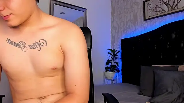 MaxCruz_ 即時 XXX 聊天