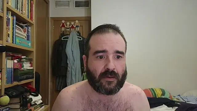 curiosillo83 live XXX chat