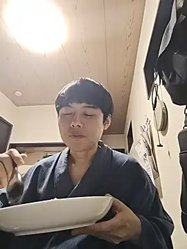 whitebriefboyのライブXXXチャット