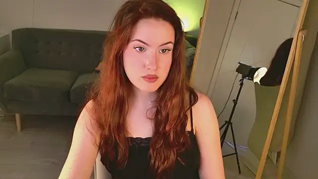 ChloeAster Live XXX-chat